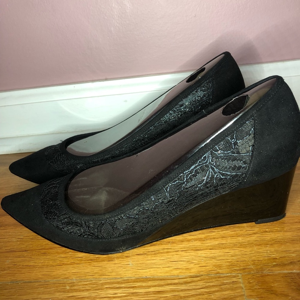 Adrianna Papell Wedges